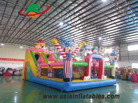 Anti città gonfiabile rotta di divertimento di 6M x di 8 Colorful Clown Theme